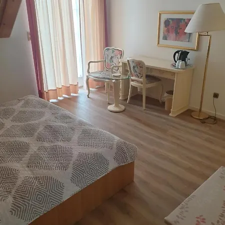 Amelia Hotel Île de Reichenau
